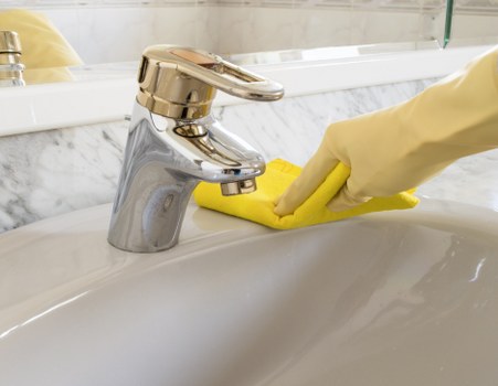 Local carpet cleaning service restoring office flooring in Acton